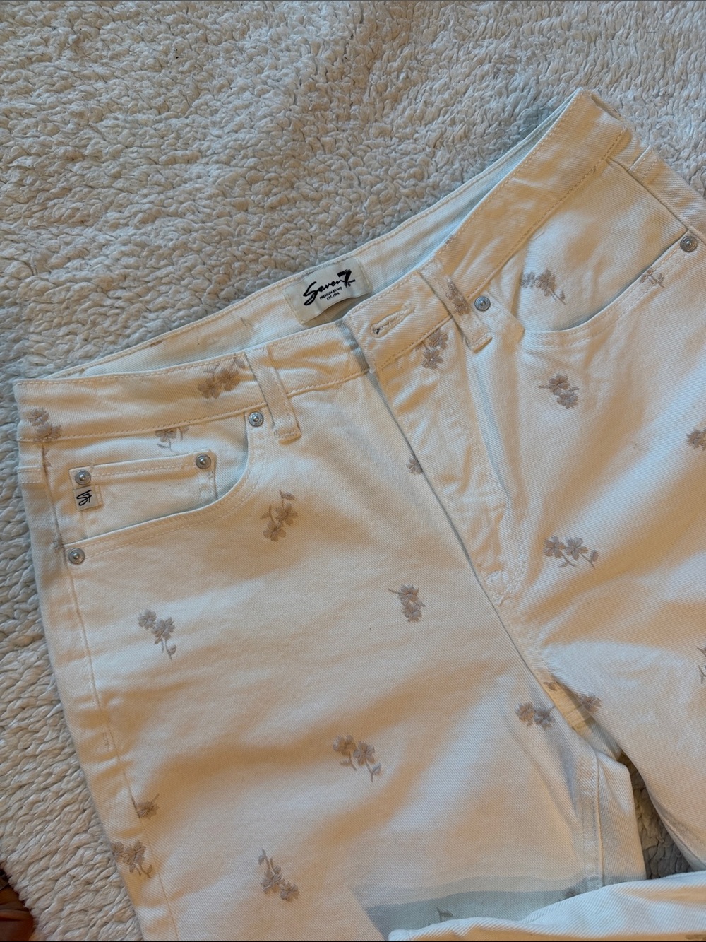 Seven7 High-Rise Cream Jeans with Subtle Floral Print